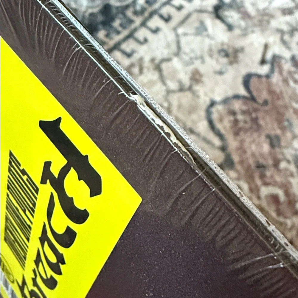 Twenty One Pilots - Breach Sealed First Pressing Edition Yellow Vinyl Record - Picture 6 of 6